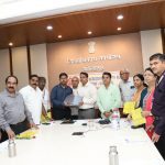 दृष्टिहीन नागरिकांसाठी काम करत असलेल्या संस्थेस निधी द्या – जिल्हाधिकारी डॉ. विजय राठोड